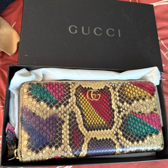 SALE! Authentic Gucci Python Multicolor Wallet - Picture 1 of 12